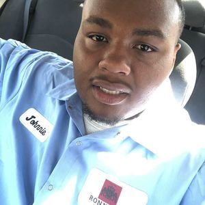 Meet your Posher, Johnnie